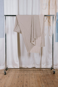 material:beige katoen met zwart geweven draadje:1