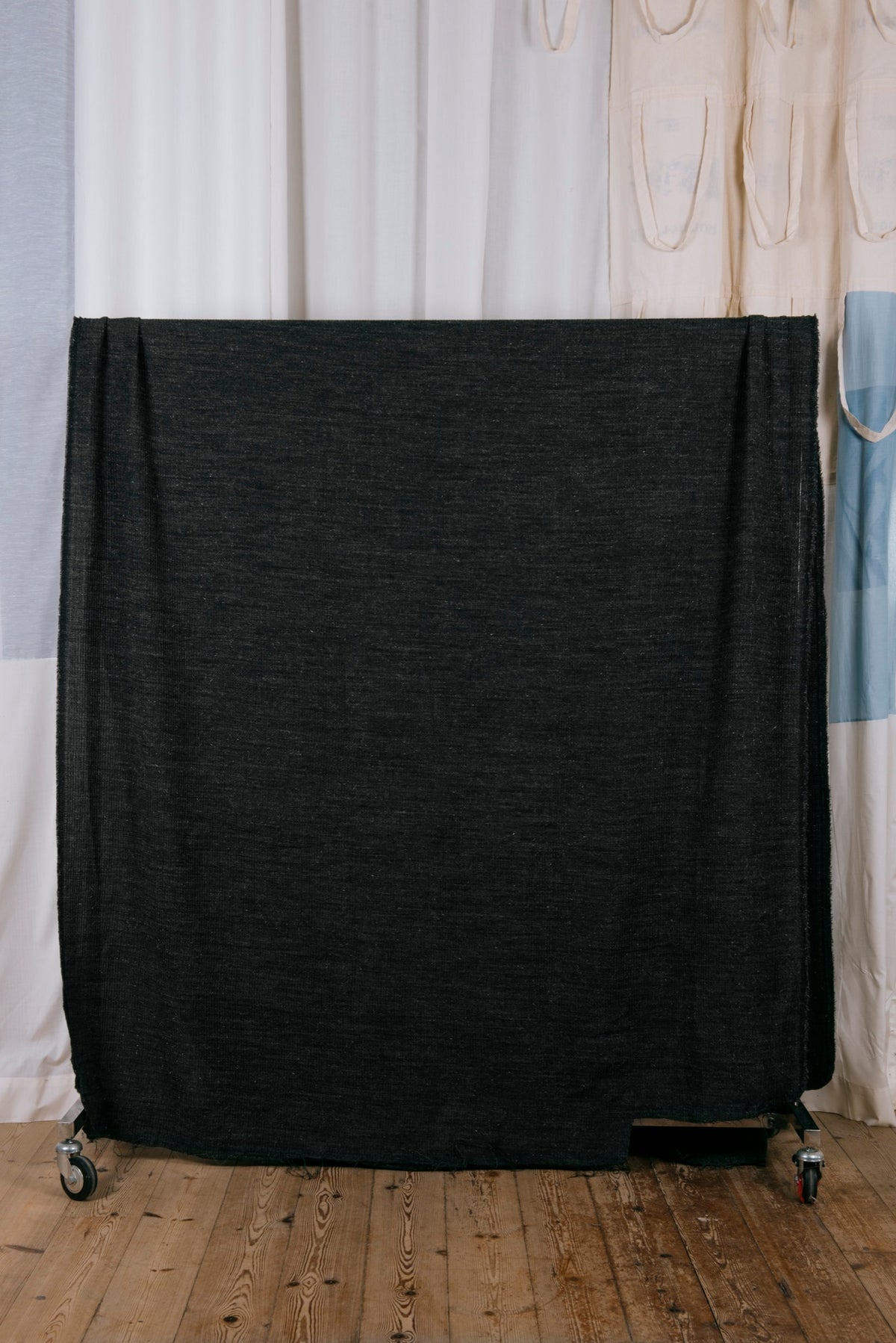 material:Antraciet gebreide stof met glitterdraadje:4